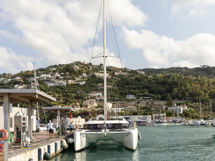Services Boating Shipyard And Hospitality In Capo D Orlando Marina